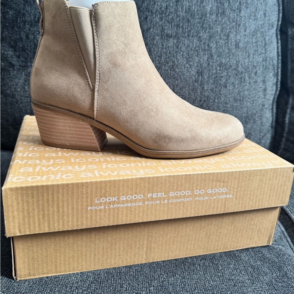 Dr. Scholl's Women’s Ankle Bootie NIB, Size 9